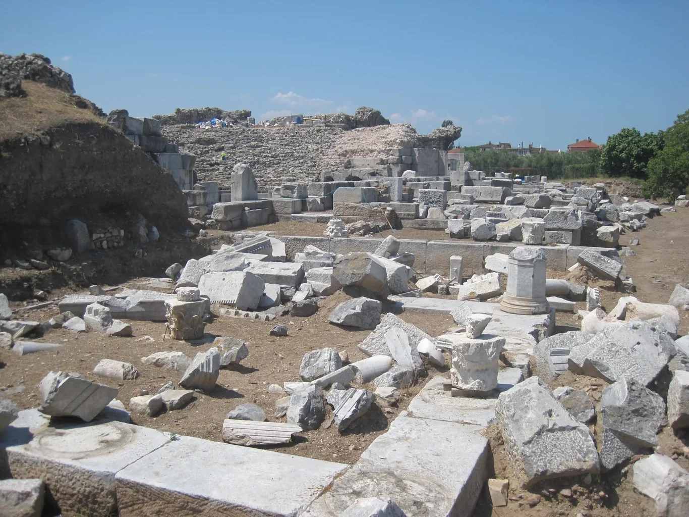 19 İZNİK ROMA TİYATROSU.webp