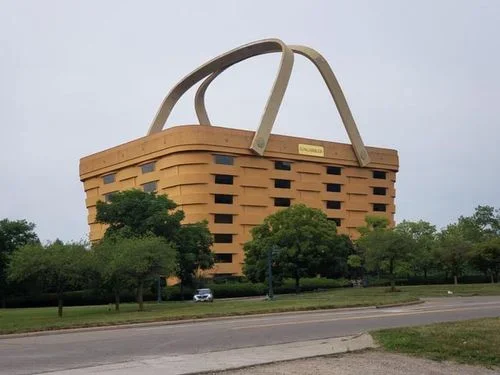 abandoned-longaberger-basket-company-headquarters-v0-kpyzcib9d6hb1.webp