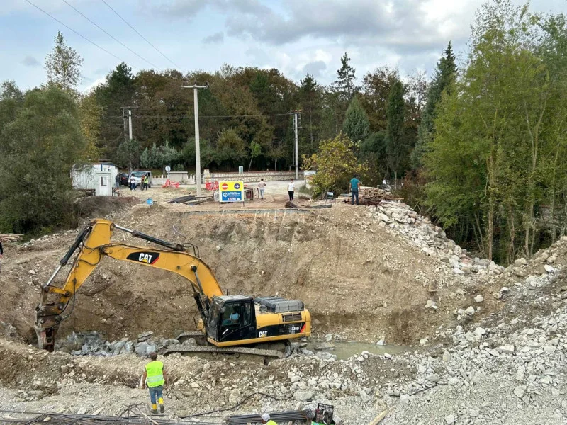 1727161043-6cc37b43f6fd077c13f7