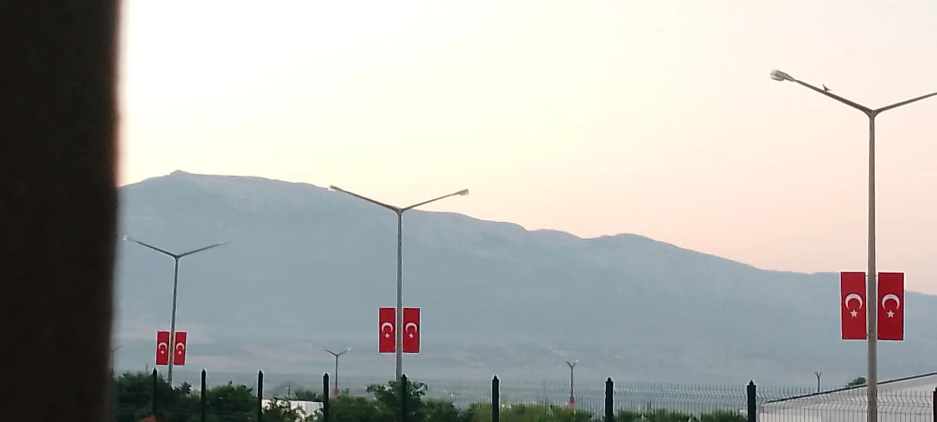 1727234511758589709580835345011