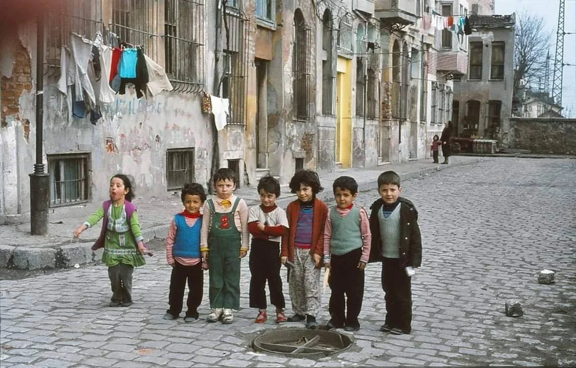 1980 Kumkapı çocukları tekinalp sk girişi