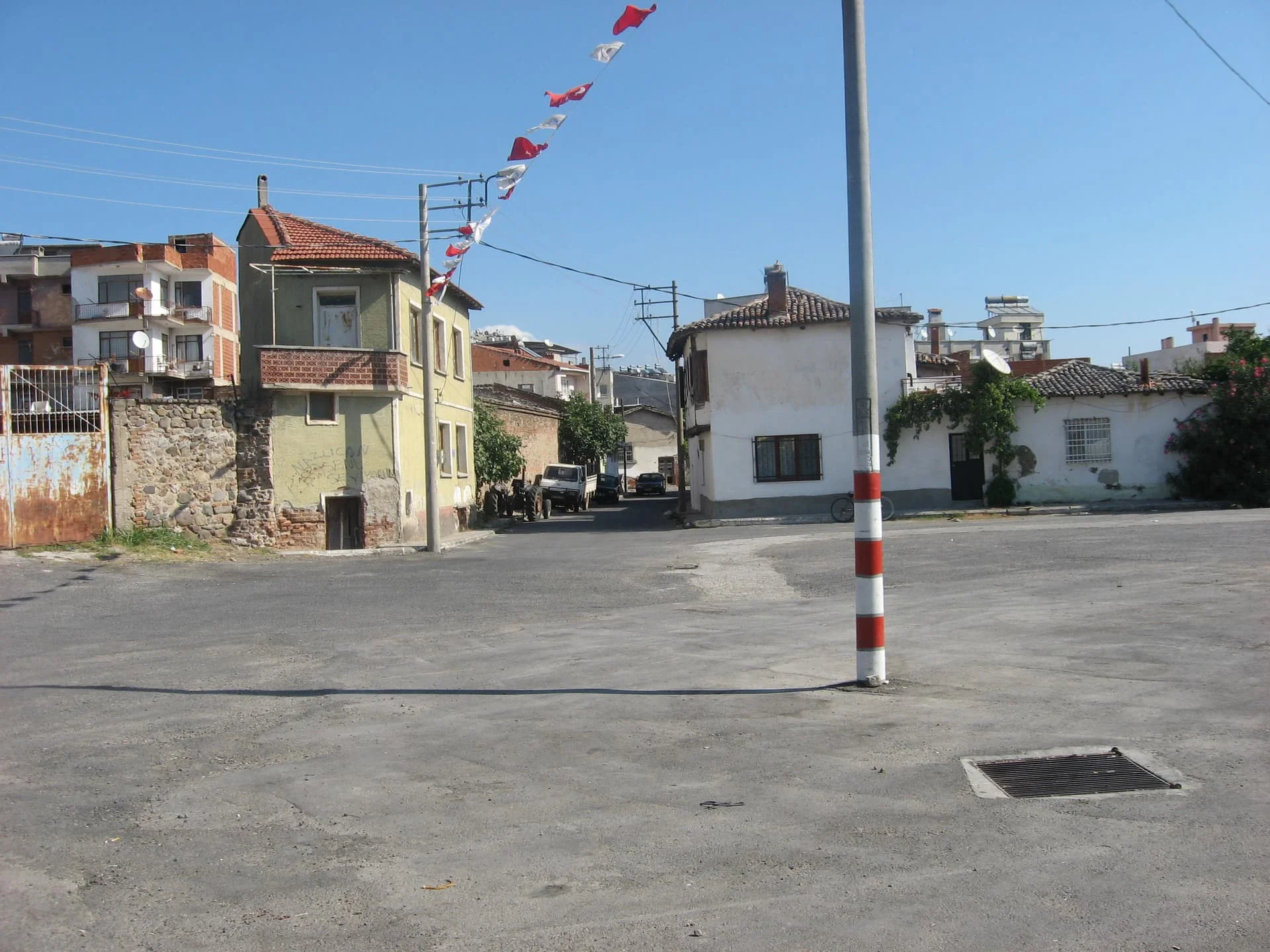 2016-08-31 00-37-40 otopark havran