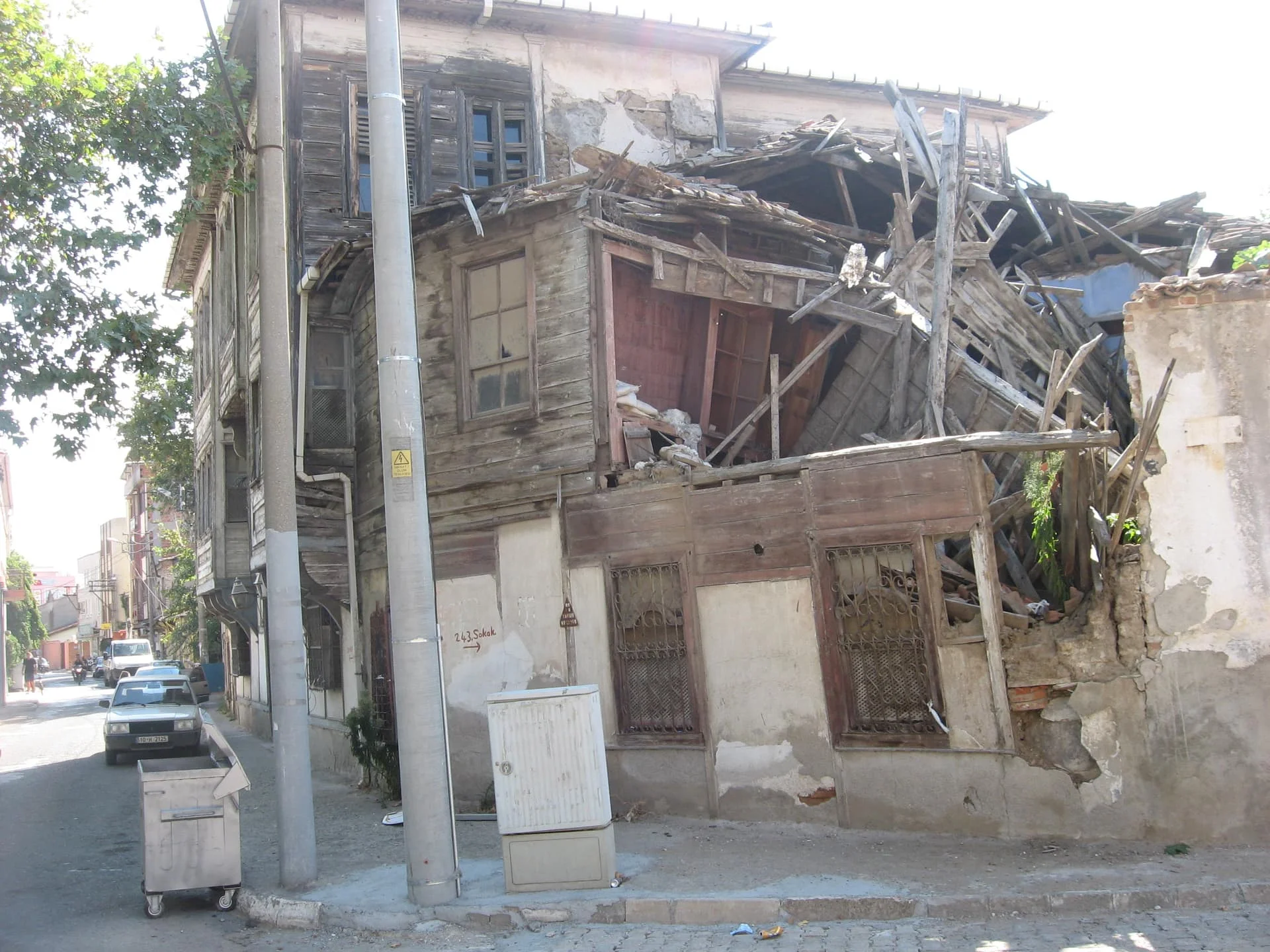 2016-08-31 01-26-30 ebubekir camii karşısı havran