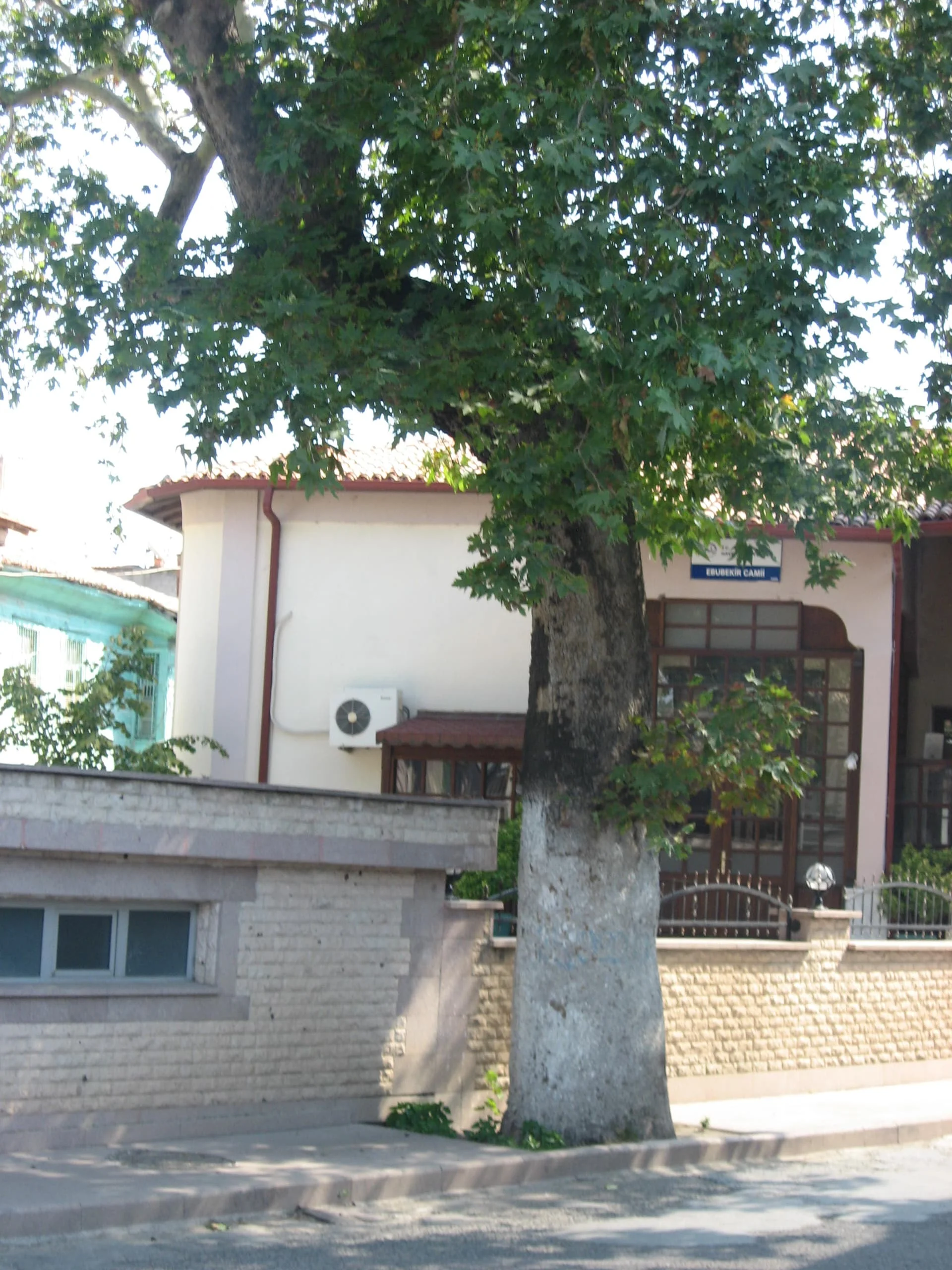 2016-08-31 01-27-07 ebubekir camii