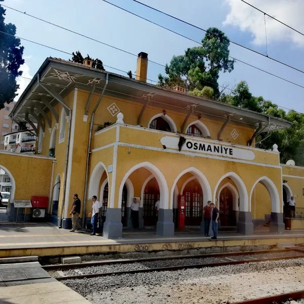 393905443_bzYxUZH1GtwtiaZjkkFePrXmpnu-OIQyPEE6TQ7XglY