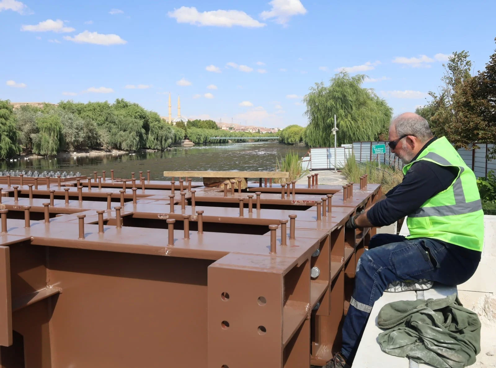 458426966-847838990779217-6208459335707018630-n