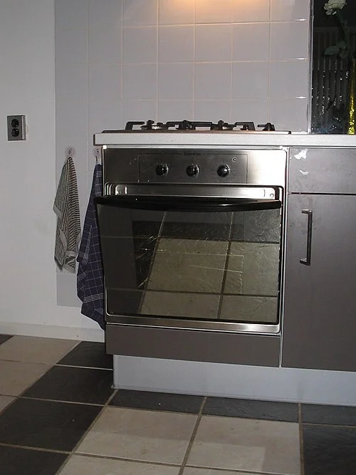 500px-Oven