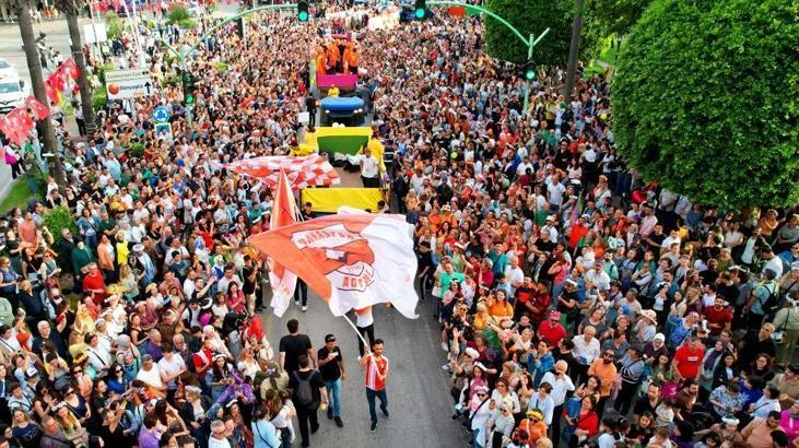 6623edee63198a575d9bb92e