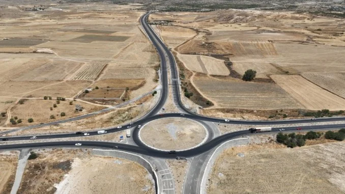 a2487bb9-b26a-4aa2-9e86-e2f9713628c2