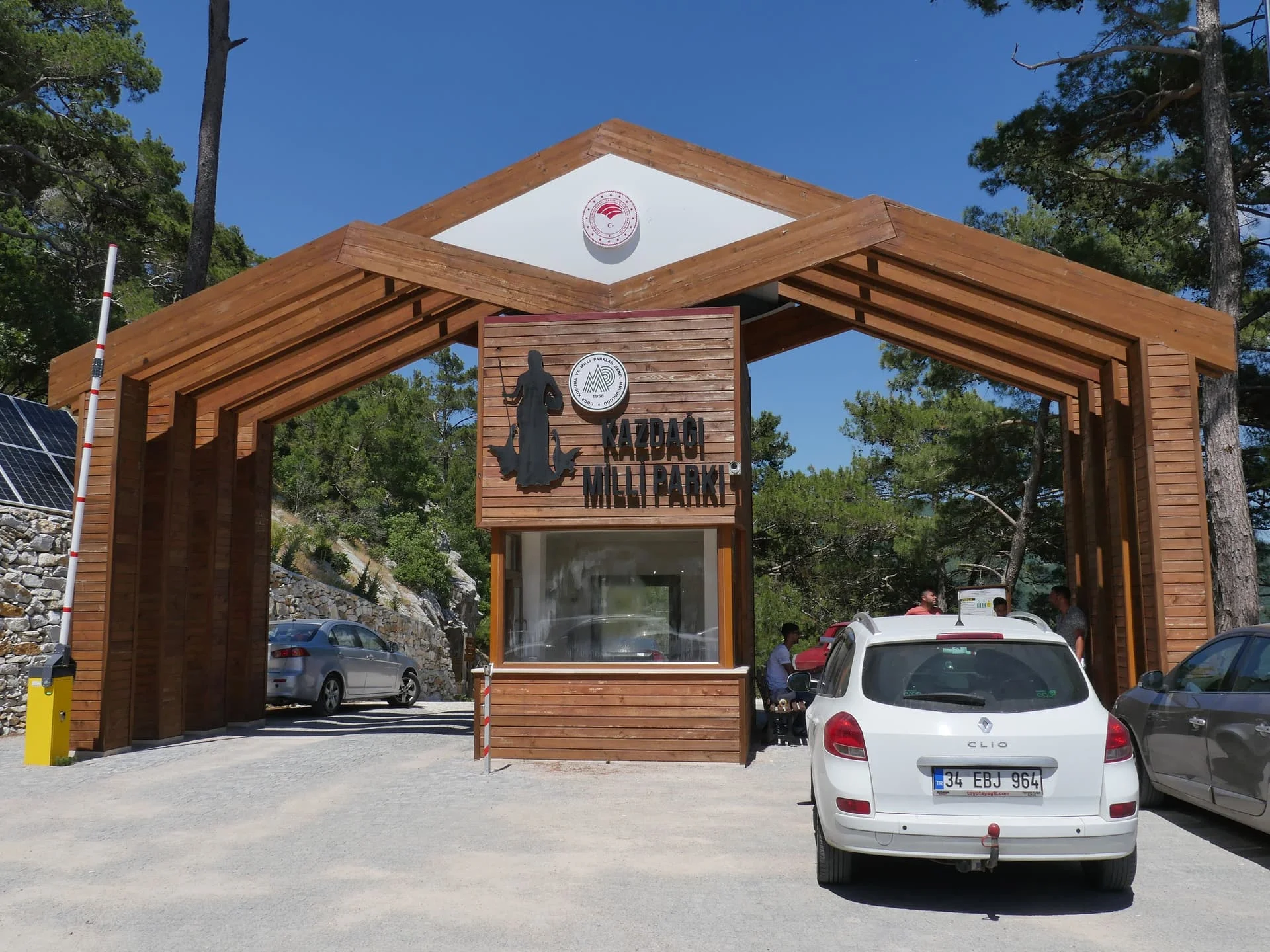 aa1115783347jpg-8u1q3mCjB0mv8vQDaaGEDg