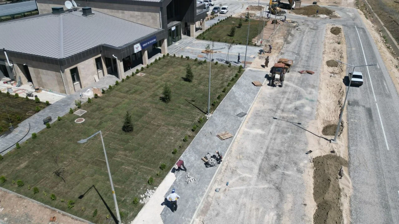 acilis-icin-gun-sayiyor4