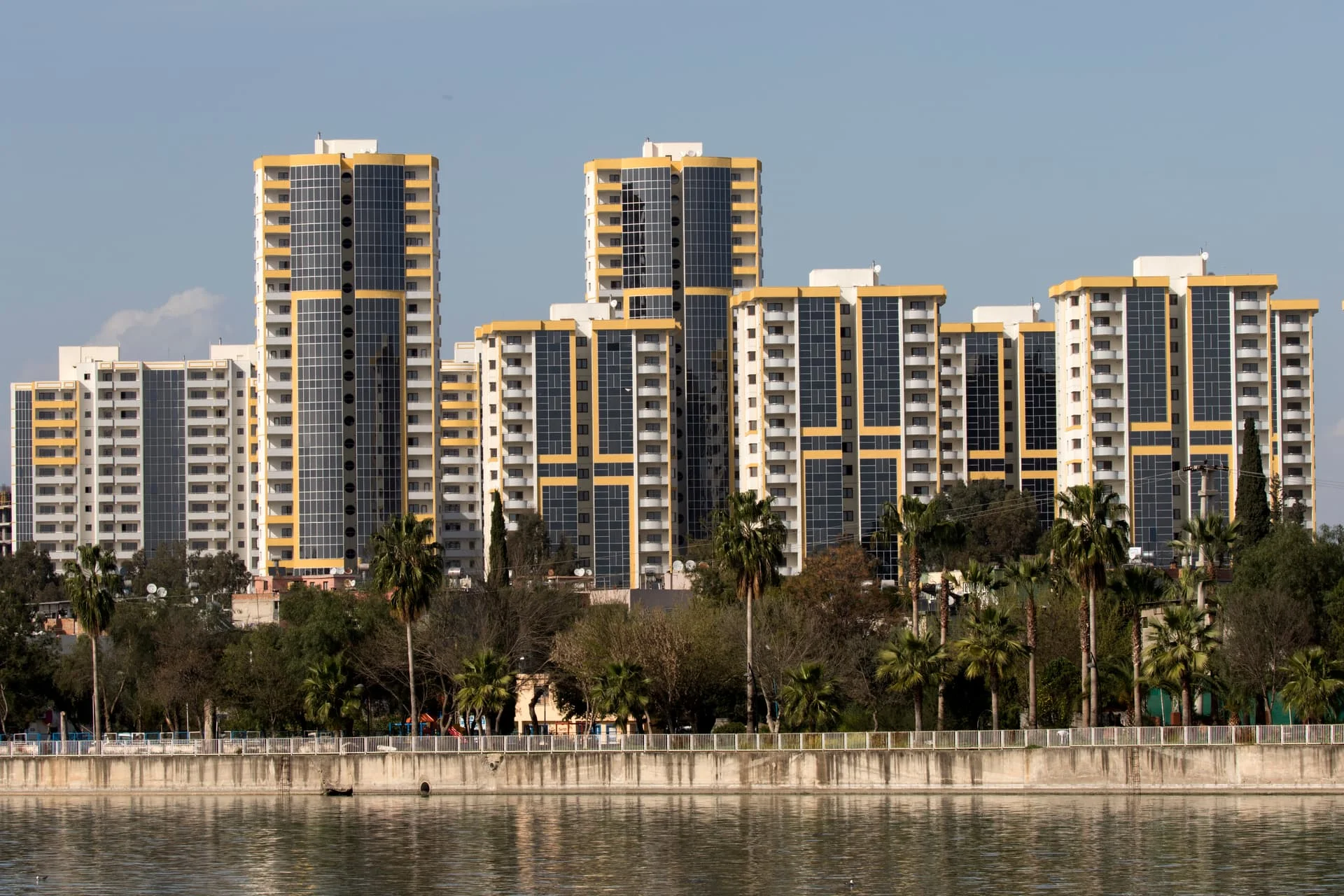 Adana_Yüreğir_Kışla_TOKİ_Konutları_01