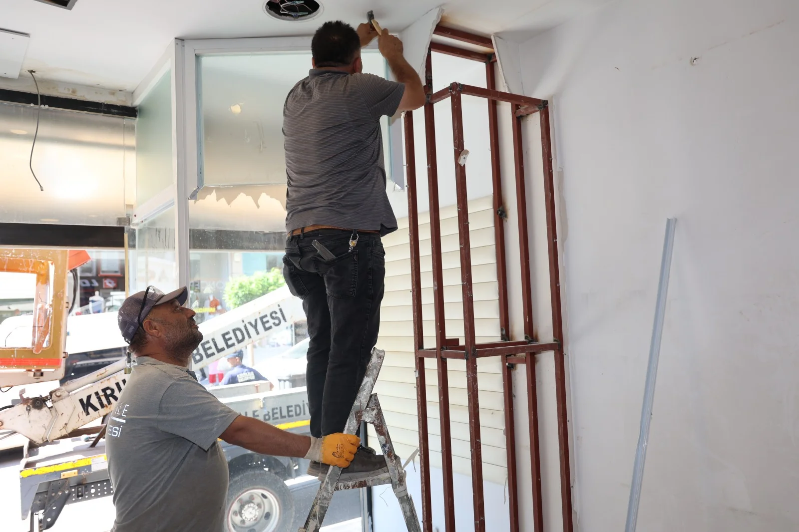 affa53da-411d-49b0-a3fb-cf1becd10307