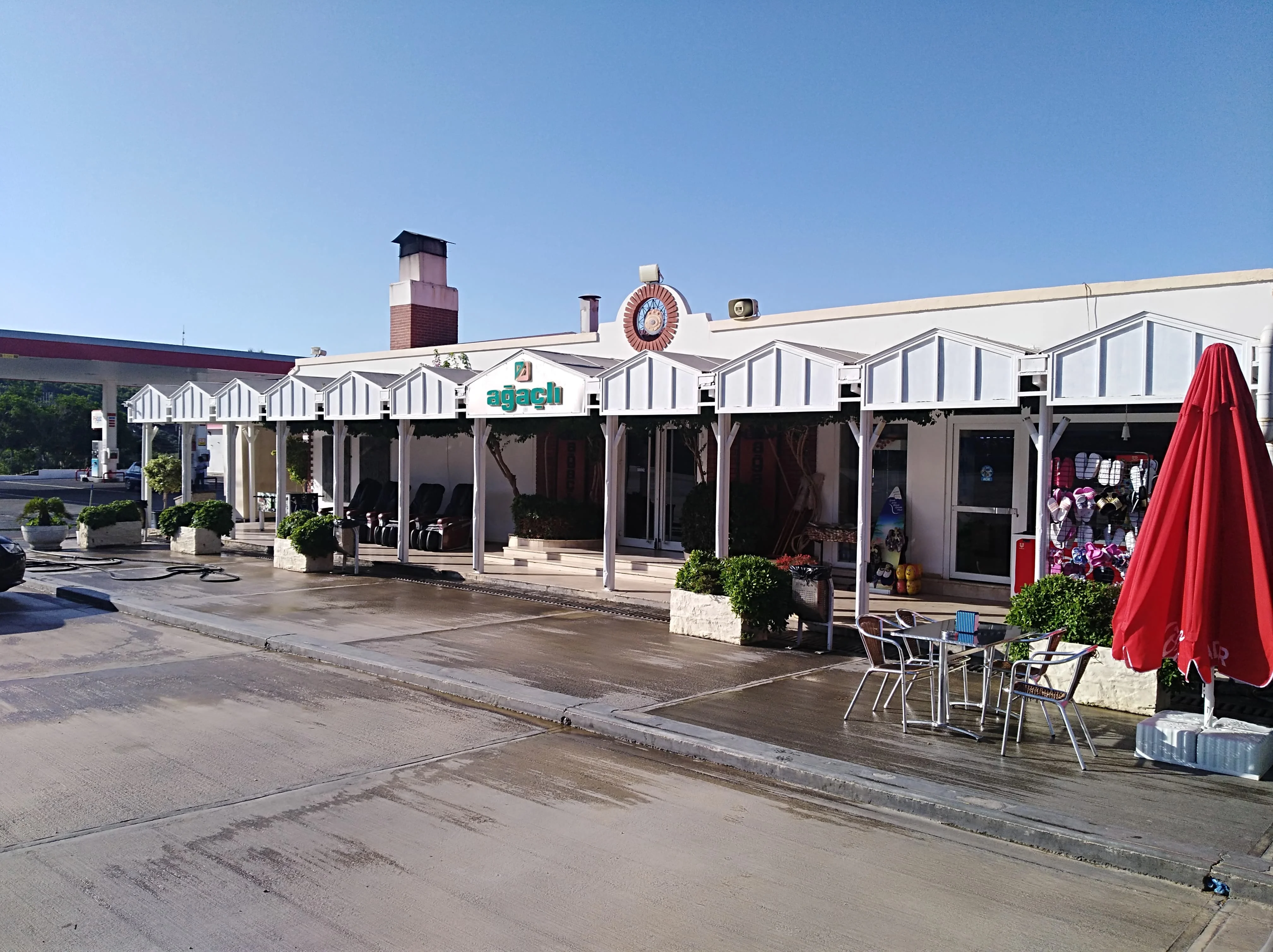 AĞAÇLI DİNLENME TESİSLERİ (10)