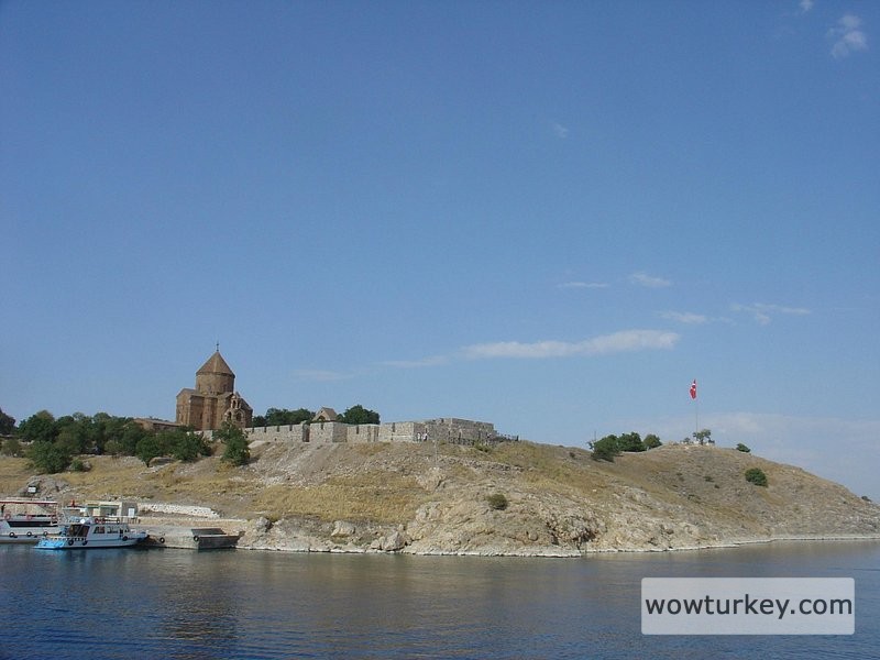akdamar-island (2)