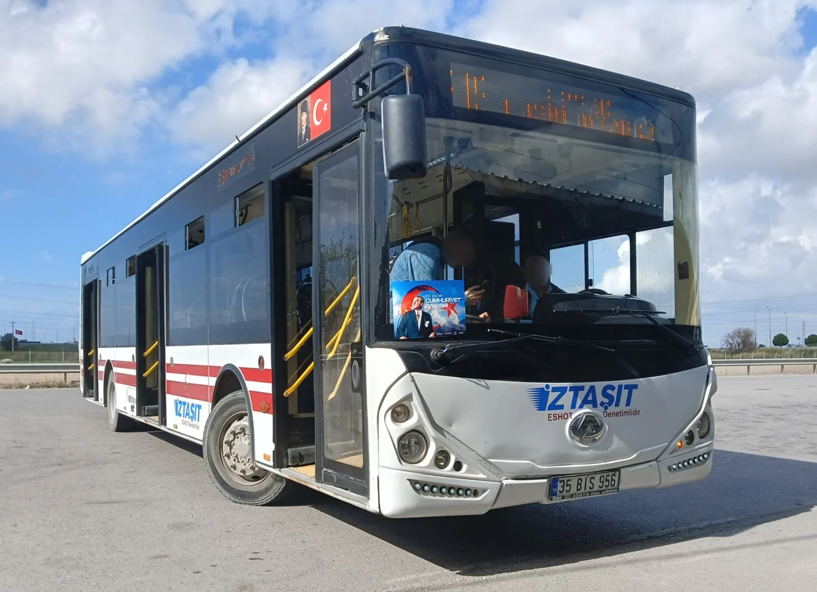 Akia Ultra LF12 619.webp