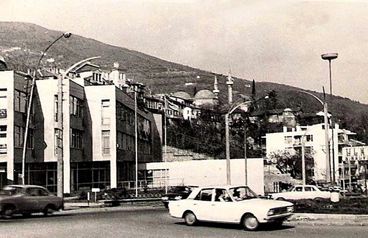 altıparmakmeydan
