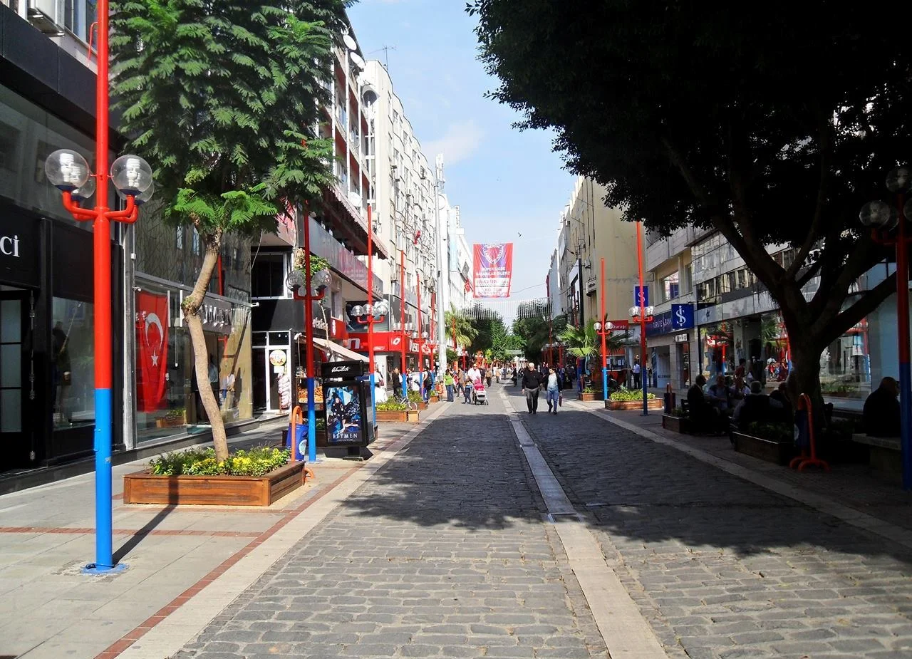 Atatürk-caddesi-02