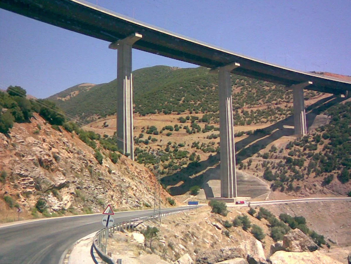 atatürk viyadüğü.webp