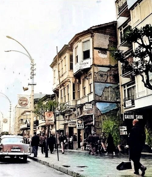 Atatürkcaddesitayyarekarşısıyetmişler