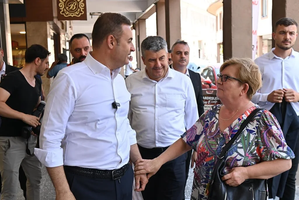 ayakkabicilar_carsisina_buyuksehir_ve_karesi_eli_degecek_8