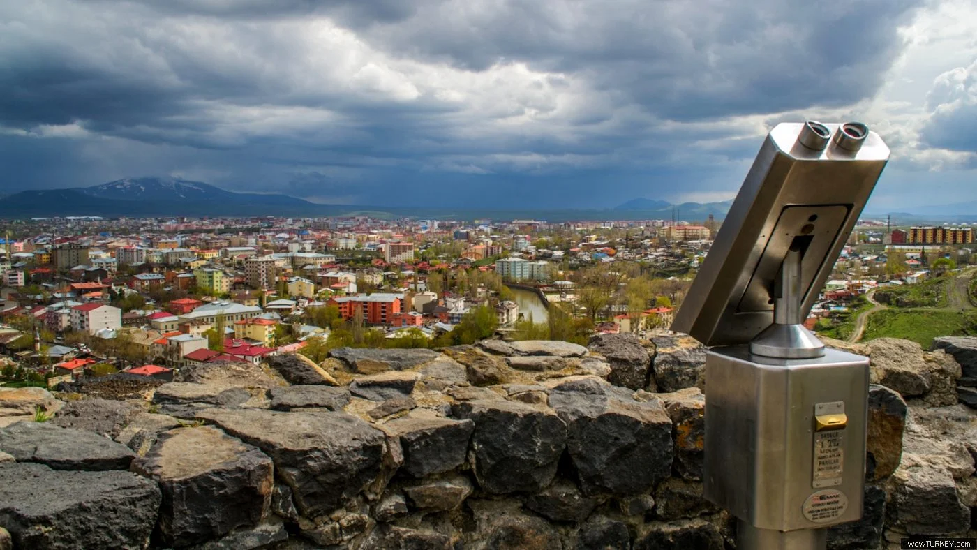 AYDIN_INAN_KALEDEN_KARS_DSC_8423_RAW