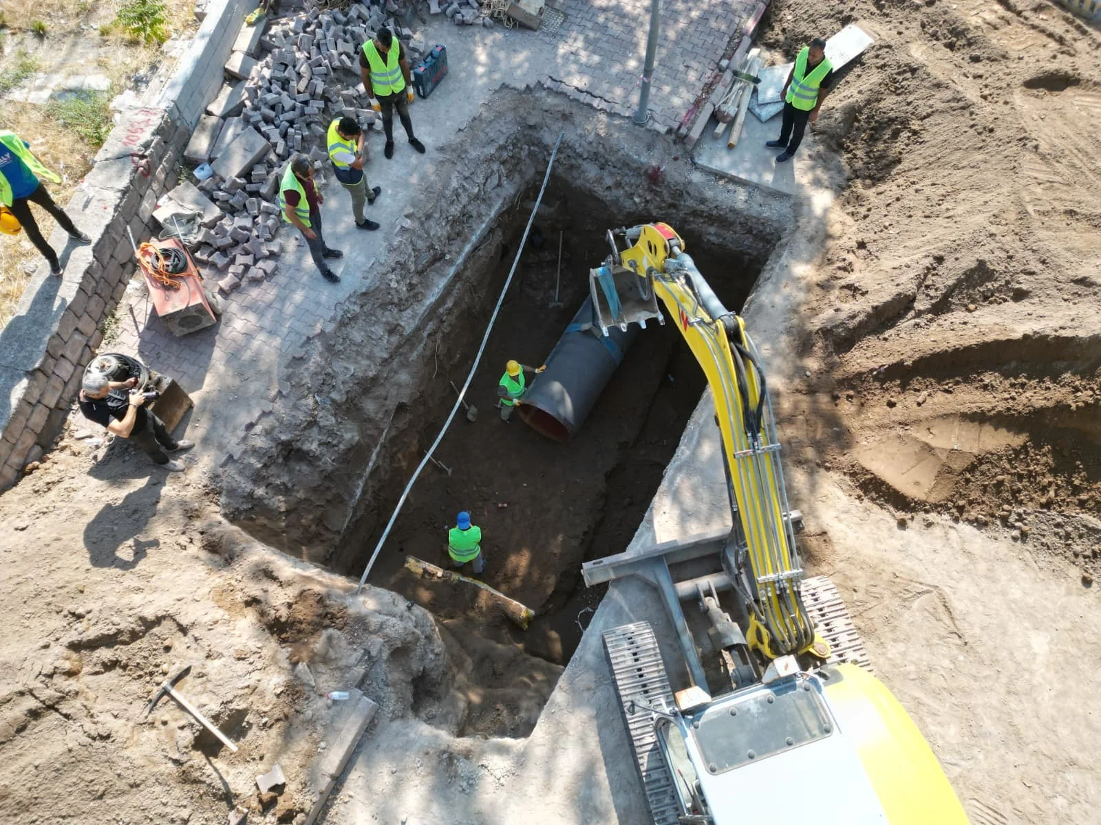 baskan-buyukkilic-iki-mahallede-65-milyon-tllik-altyapi-yatirimi-yapiyoruz-53