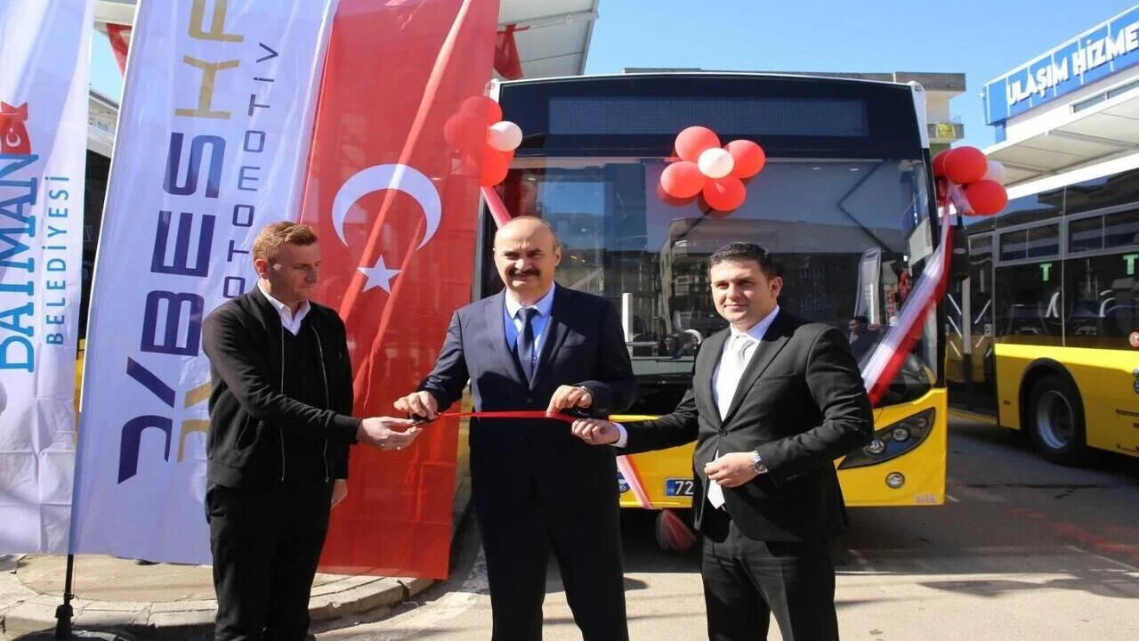 batmanda-5-yeni-otobus-daha-hizmete-girdi.webp