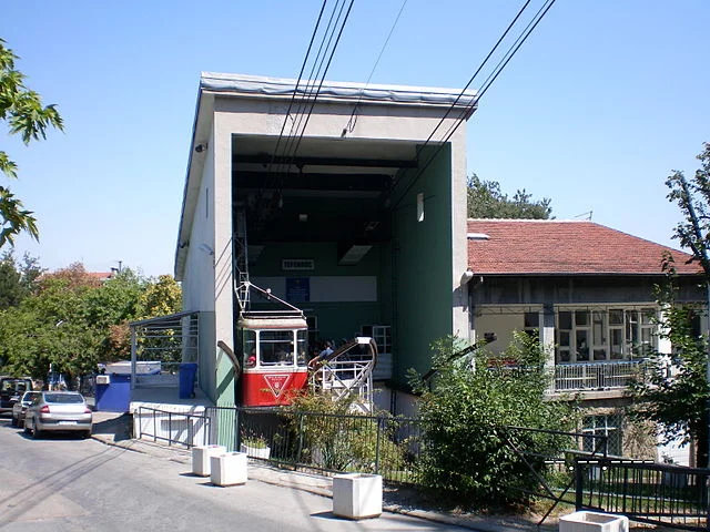 Bursa_Teferrüç_Semti_Teleferik_İstasyonu7
