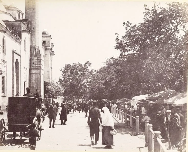 Fatih-Camii-Avlusu-188039ler-Guillaume-Berggren-Fotoğrafı
