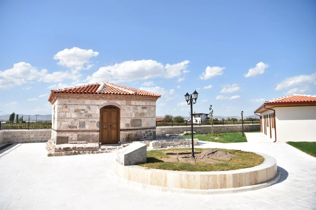 fatma_sultan_turbesi_3