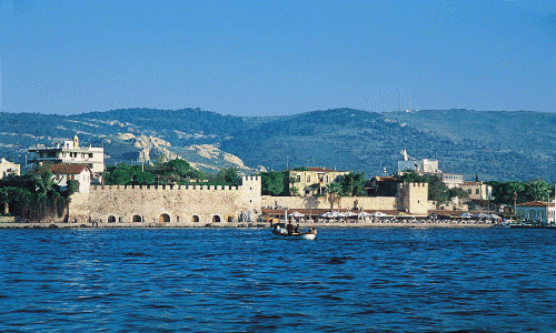 foca-bes-kapilar-kalesi-4