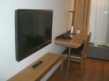 HK_Chai_Wan_Open_Day_青年廣場_Youth_Square_Y-Loft_旅舍_Hotel_room_TV_set_Chair