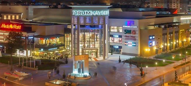 images - 2024-02-19T204150.287