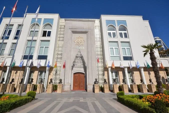 images - 2024-03-04T074136.617