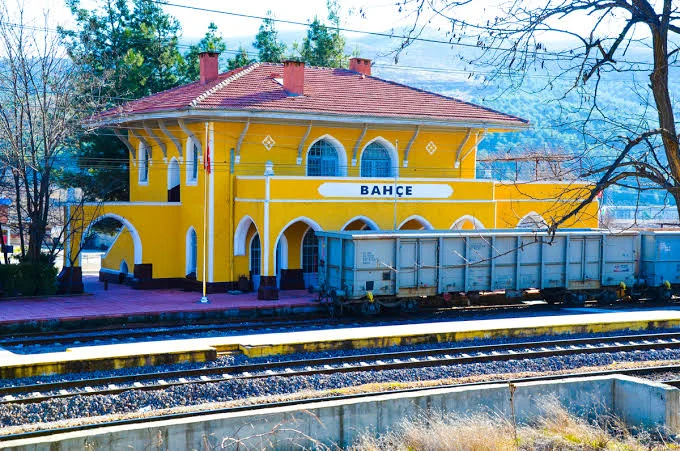 images - 2024-03-15T140415.728