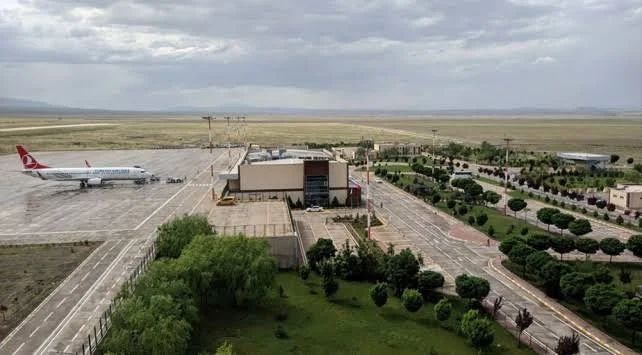 images - 2024-09-03T003837.320