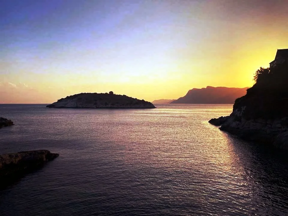 IMG10224873397917437_7071481746223678414_n