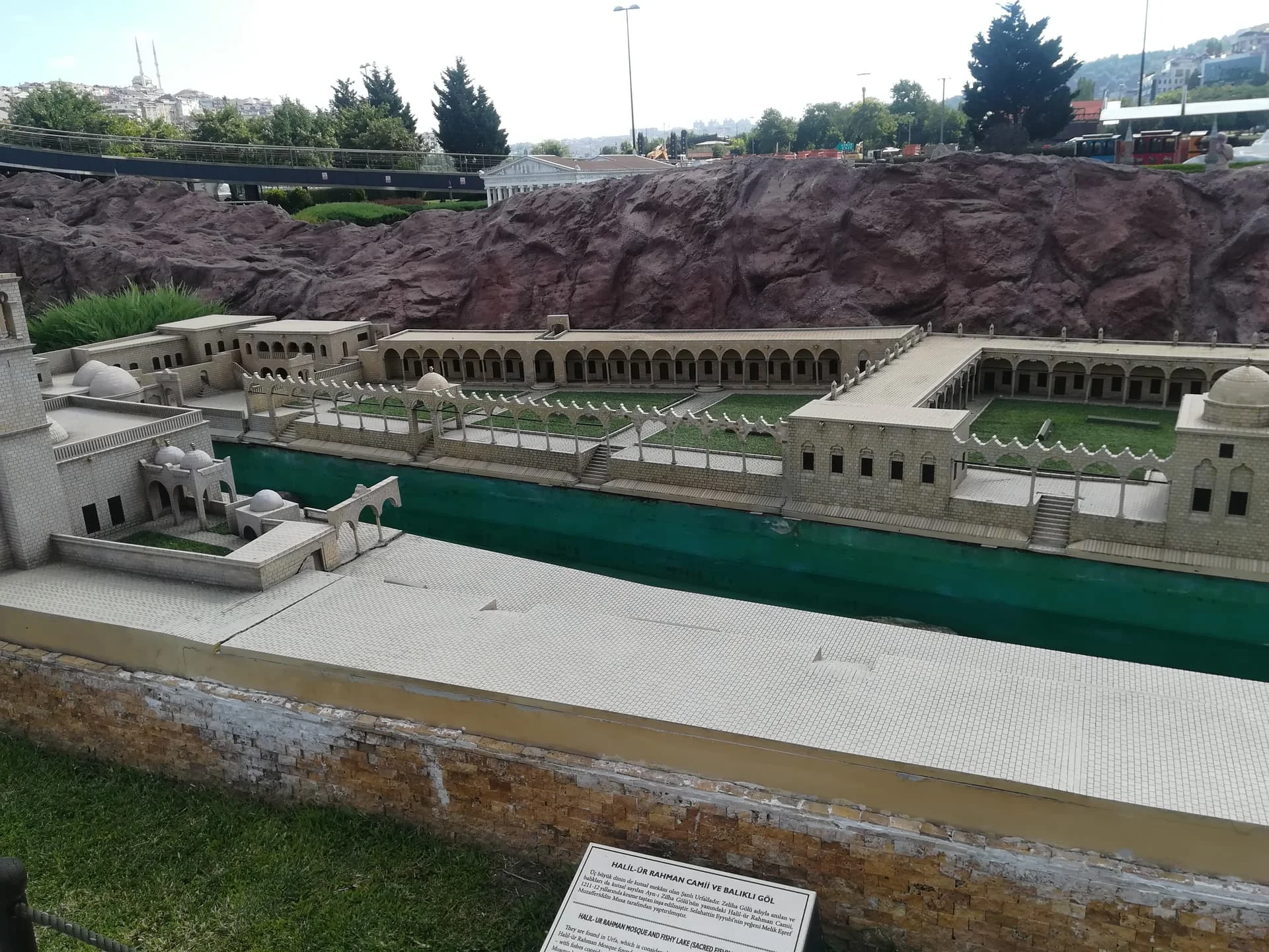 IMG_20200725_170348 halilürrahman cami ve balıklıgöl