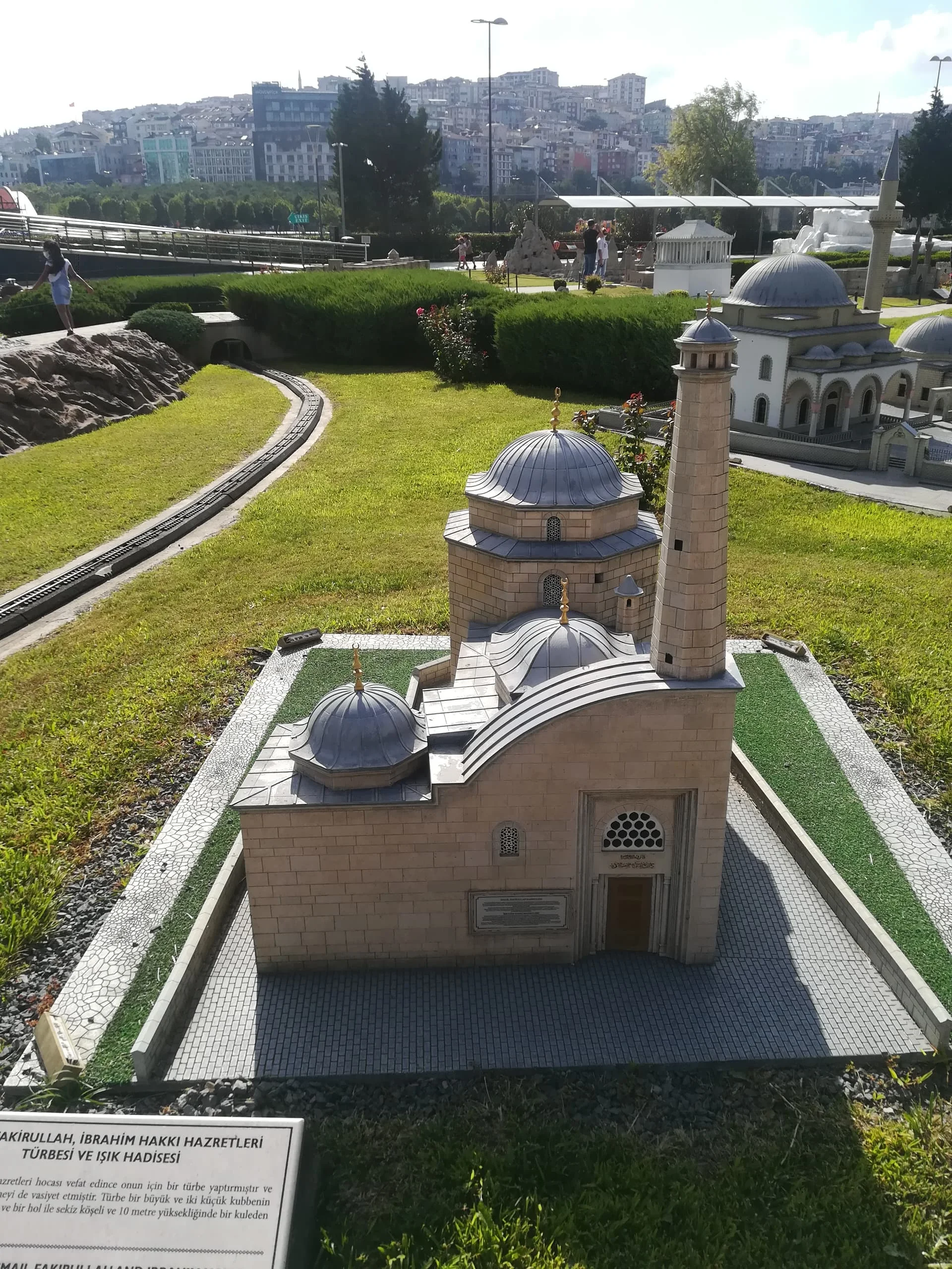IMG_20200725_170812 ismail fakirullah ibrahim hakkı hz. türbesi