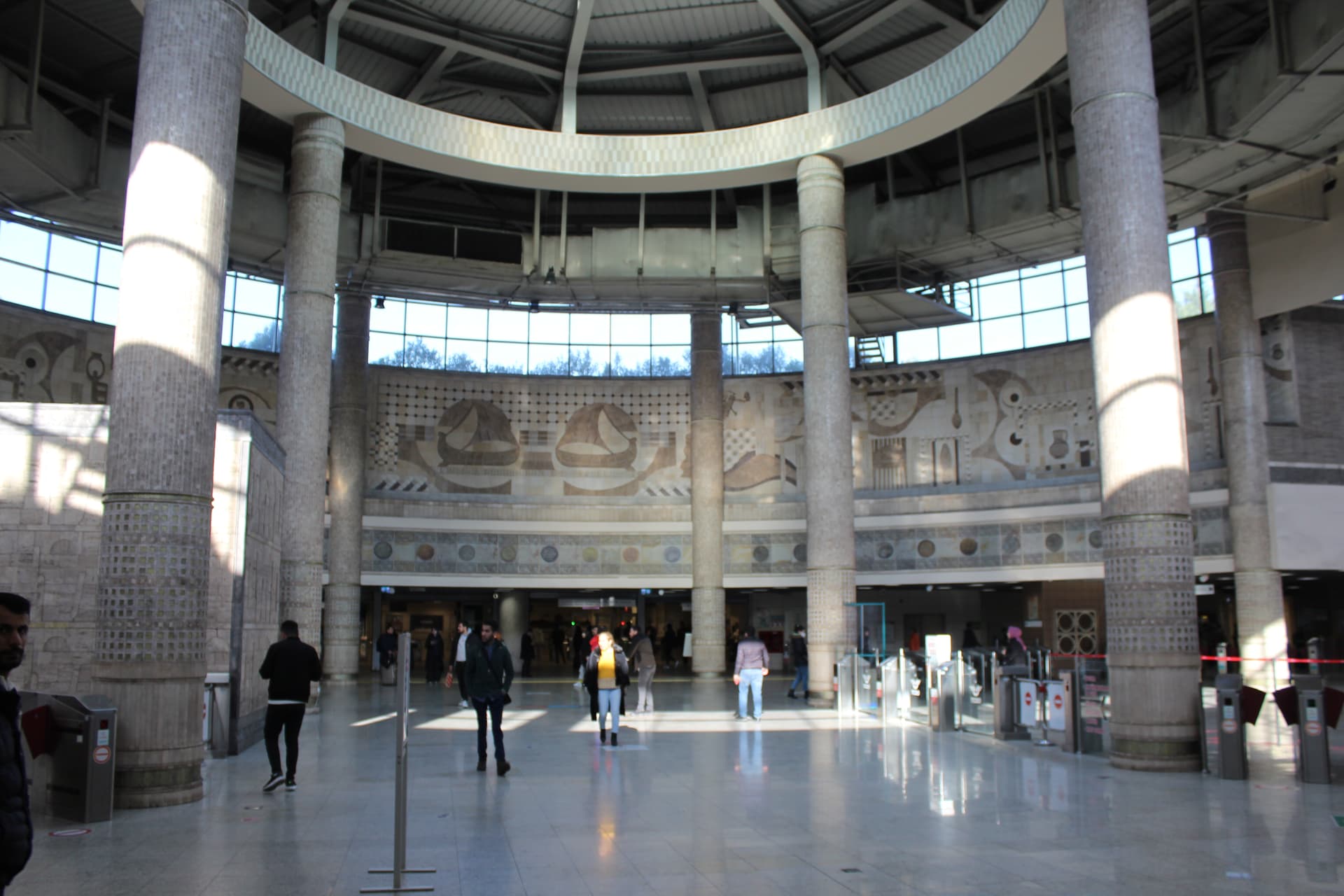 IMG_6715 yenikapı metrosu