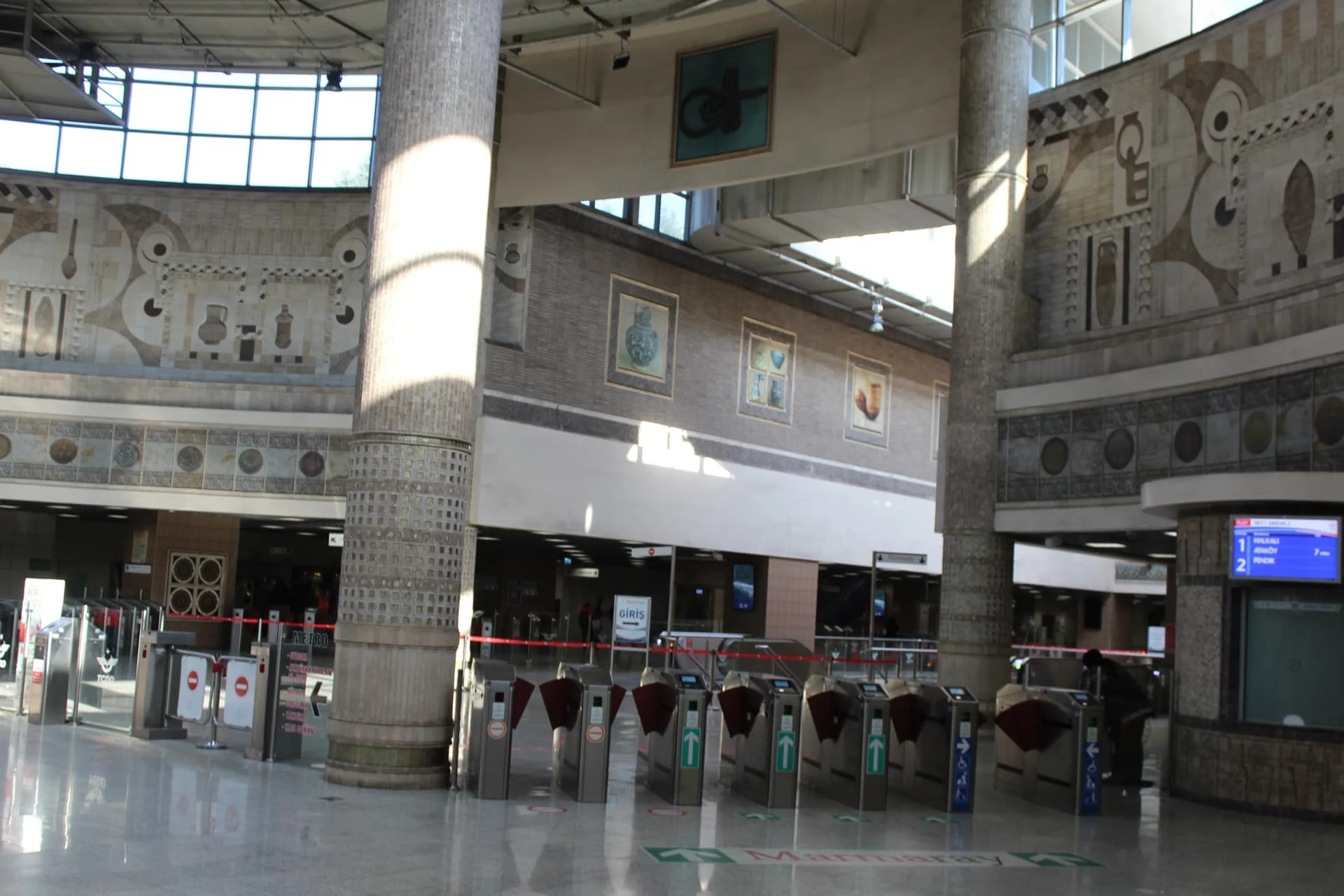 IMG_6718 yenikapı metrosu