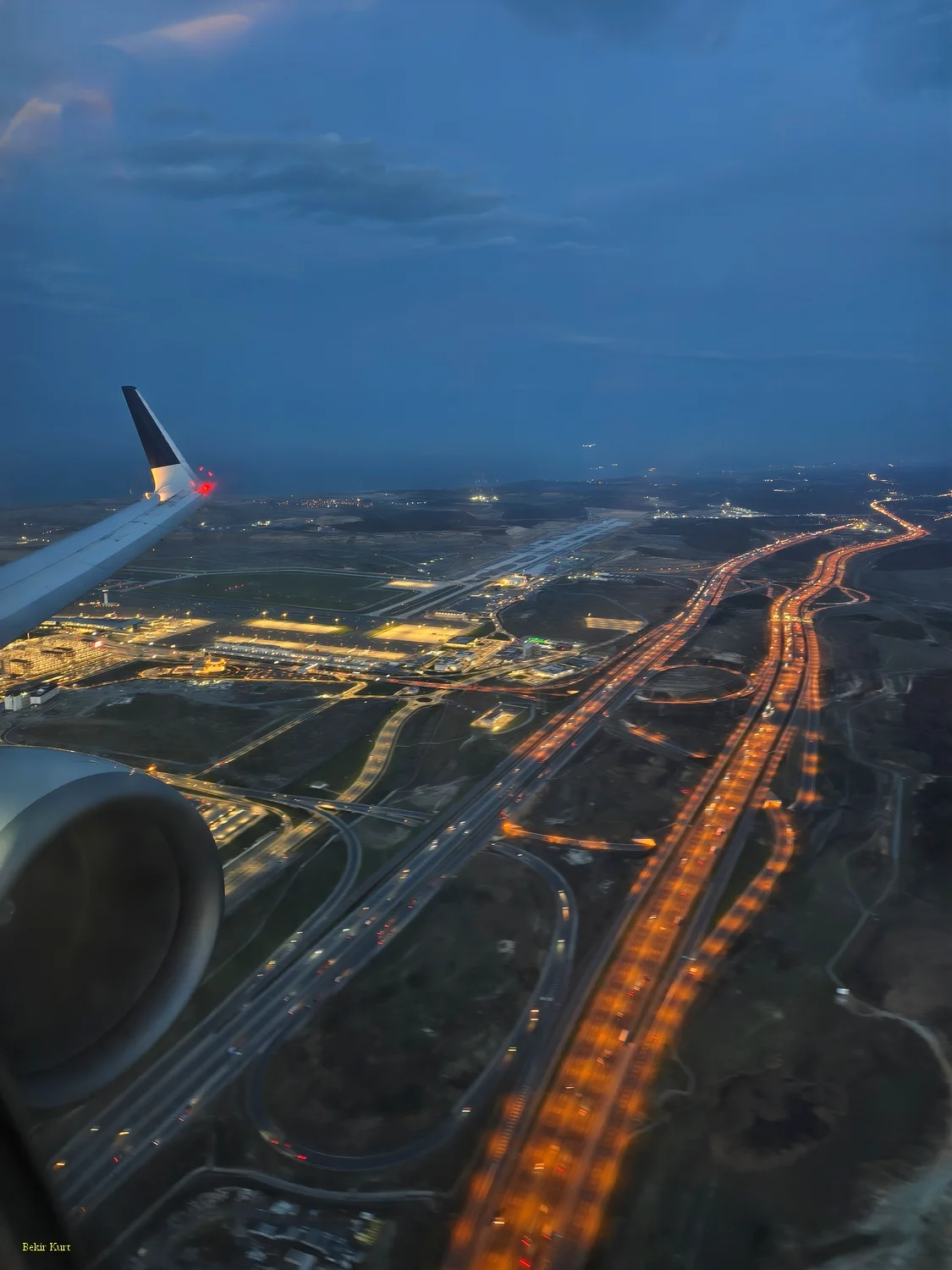 ist airport2501.webp