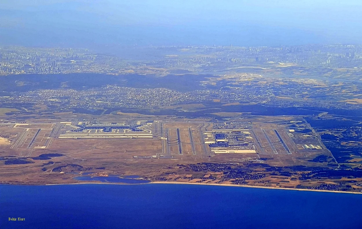 ist atatürk2502.jpg