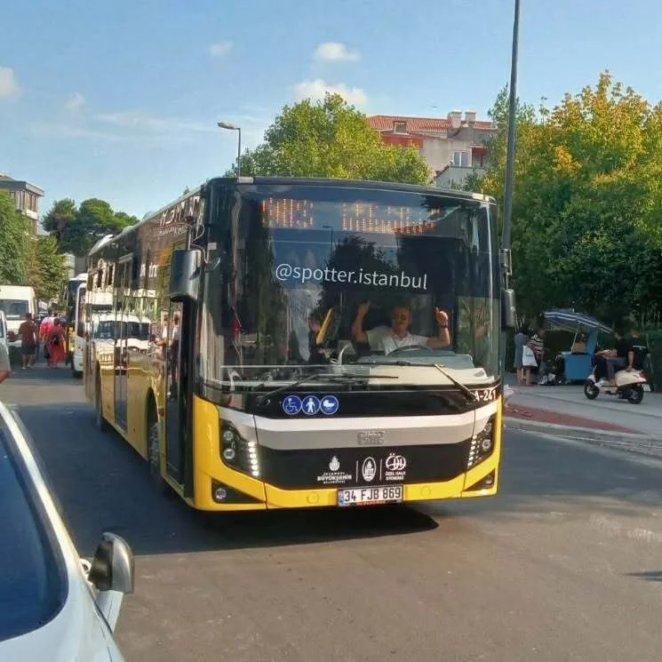 İstanbul ÖHO A-5 bölgesinde bir ilk! A-241 bir kaç ay önce eski aracı olan Bmc Procity olan ara.jpg