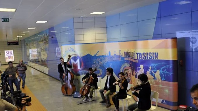 Istanbulun-Metrosu-Muzisyenlerini-Yeniden-Seciyor.jpg