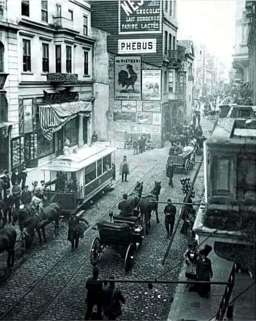 istiklalcaddesi1905