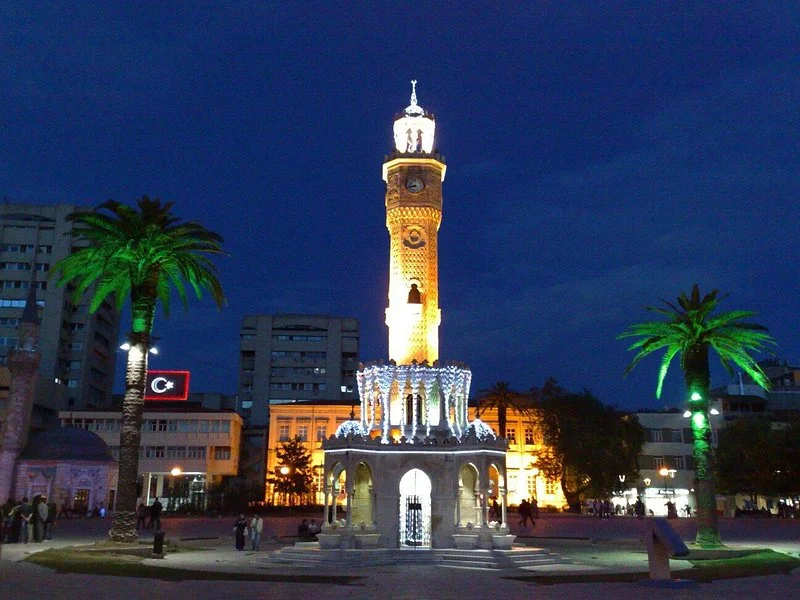 izmir-konak-saat-kulesi