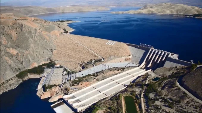 Keban-Baraji-ve-Hidroelektrik-Santrali-50-Yasinda