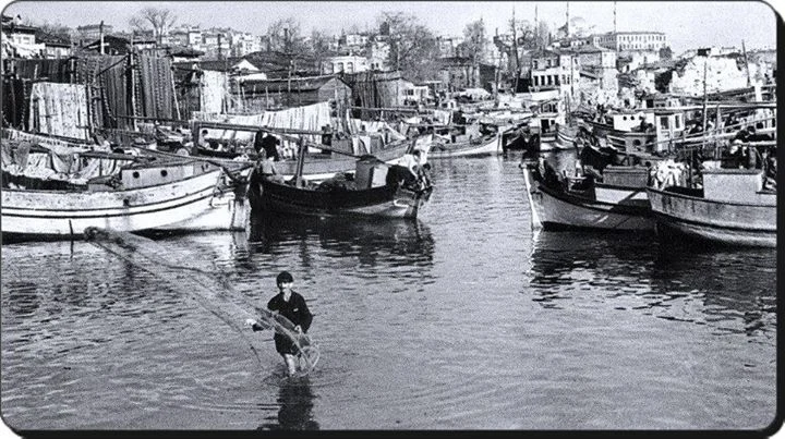 Kumkapı - Ermeni Balıkçılar – 1952 Fotoğraf Ara Güler 4